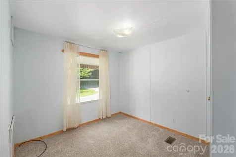 1458 Old Balsam Road Waynesville NC 28786