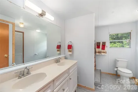 1458 Old Balsam Road Waynesville NC 28786