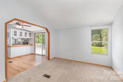 1458 Old Balsam Road Waynesville NC 28786