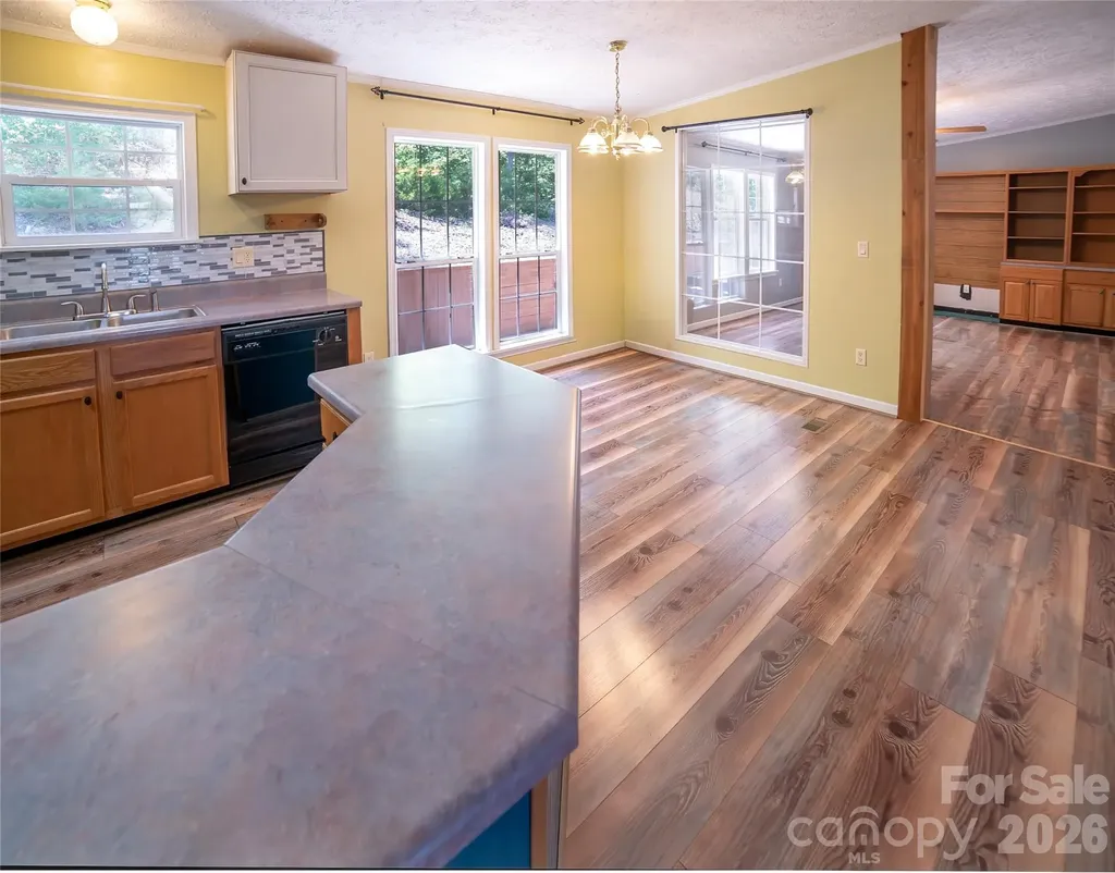 4862 Karen Court Morganton NC 28655