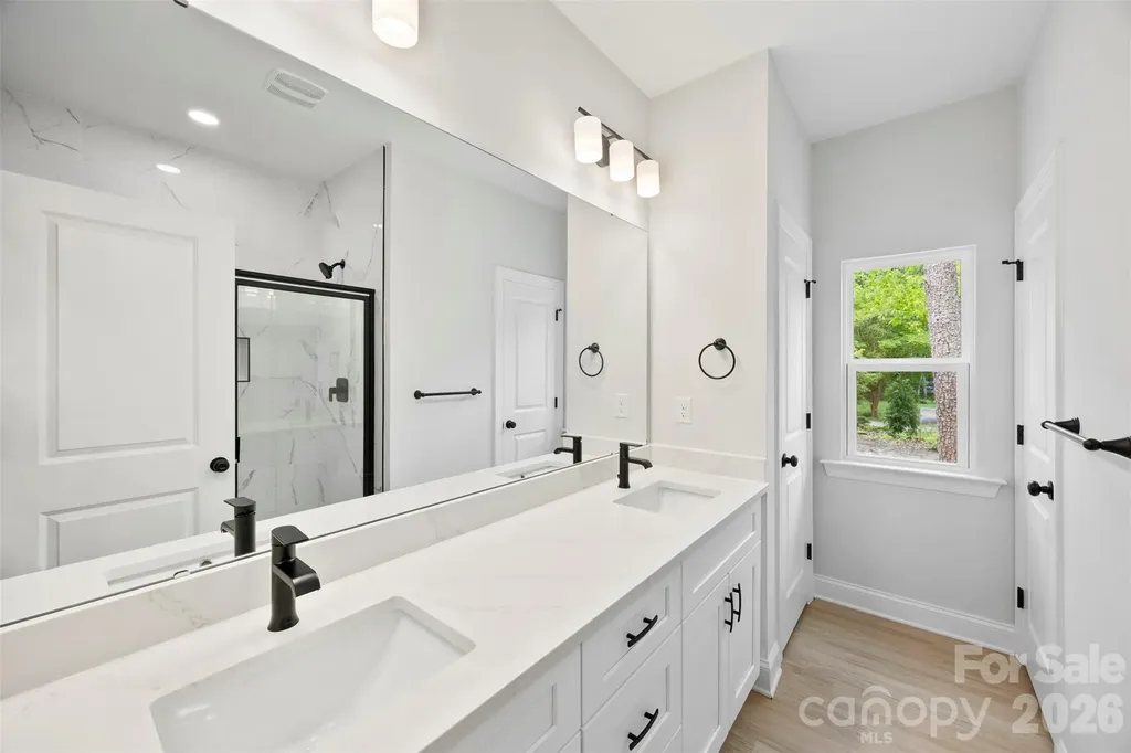 4523 Binwhe Lane Gastonia NC 28052