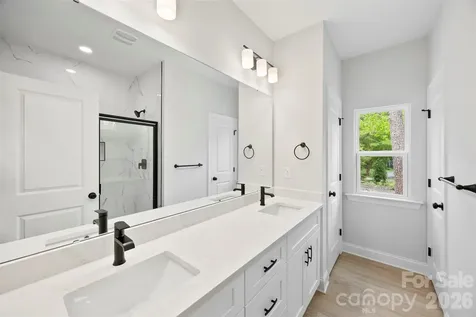 4523 Binwhe Lane Gastonia NC 28052