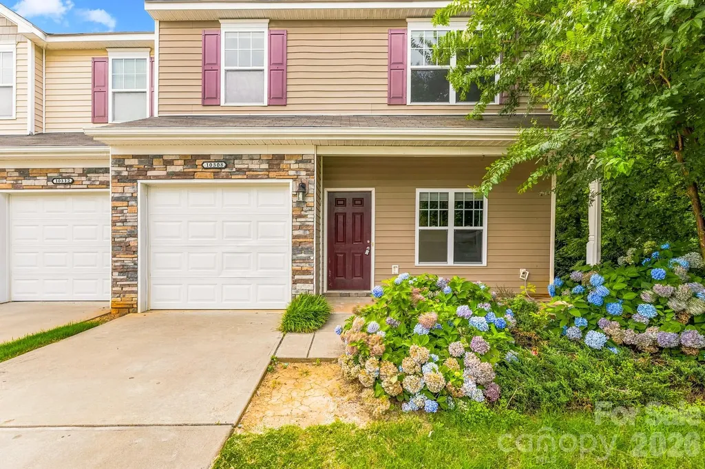 10308 Cloyne Court Charlotte NC 28213