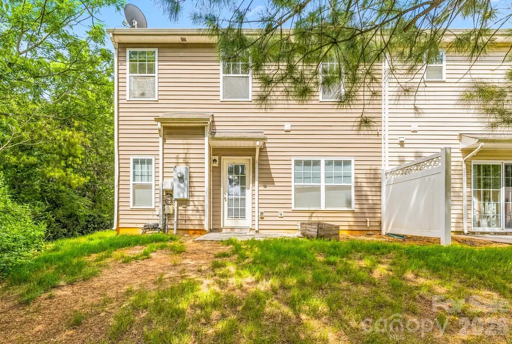 10308 Cloyne Court Charlotte NC 28213