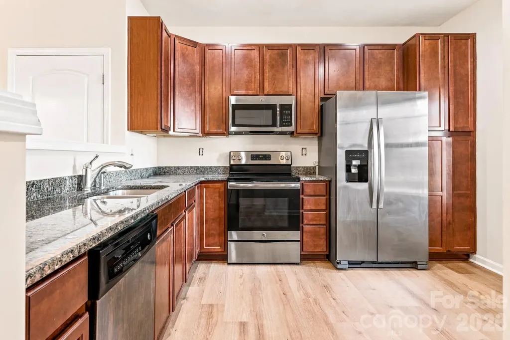 10308 Cloyne Court Charlotte NC 28213