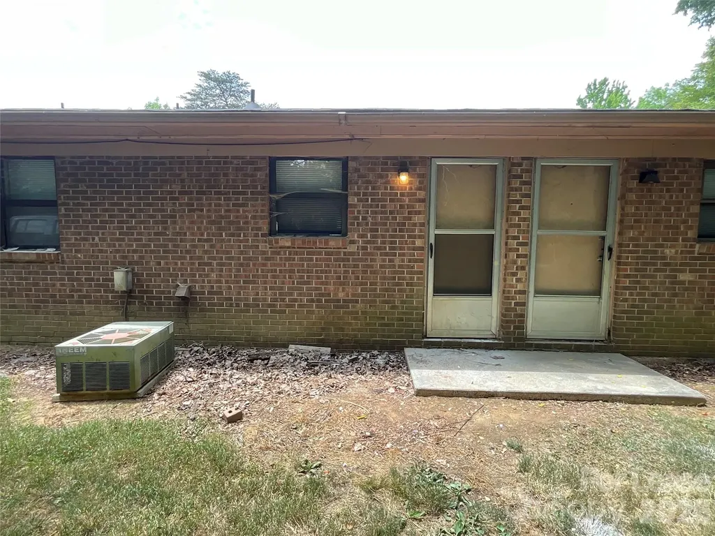 201 Arthur Drive Thomasville NC 27360