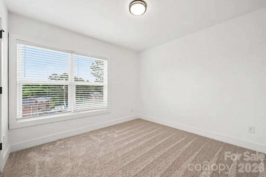4218 Pine Street Kannapolis NC 28081