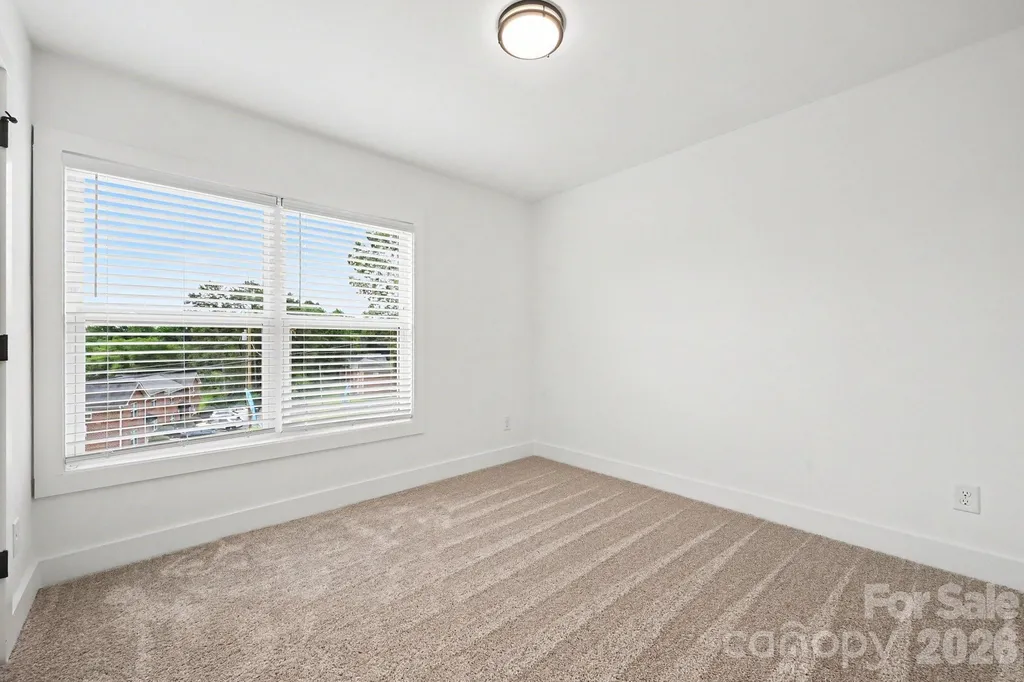 4218 Pine Street Kannapolis NC 28081