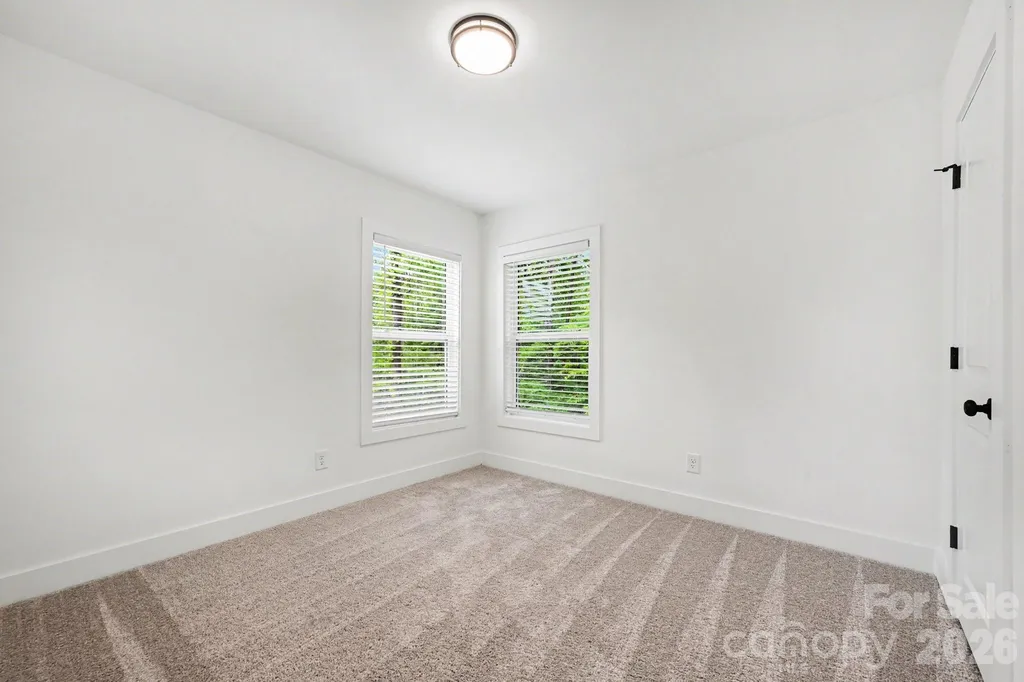 4218 Pine Street Kannapolis NC 28081