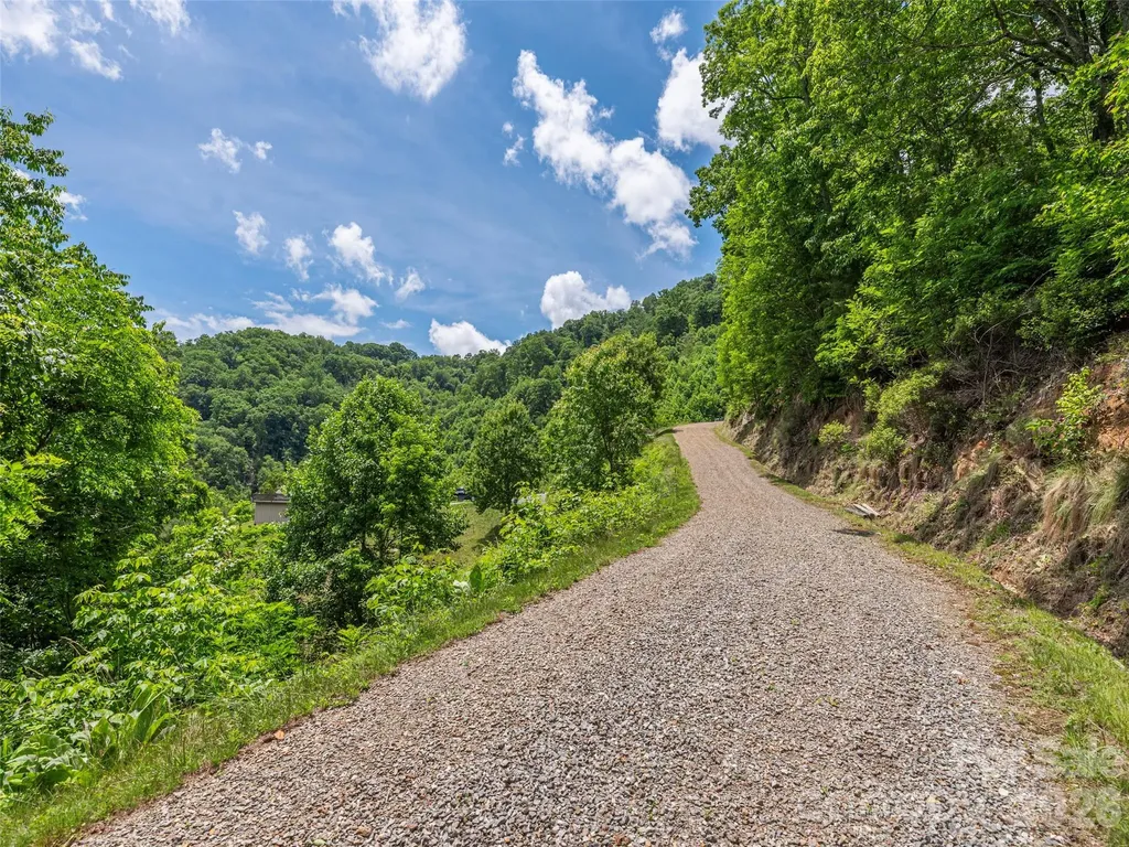 1200 Clark Road Clyde NC 28721