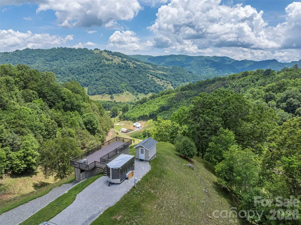 1200 Clark Road Clyde NC 28721