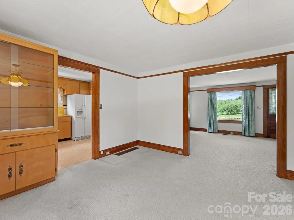 1230 Dana Road Hendersonville NC 28792