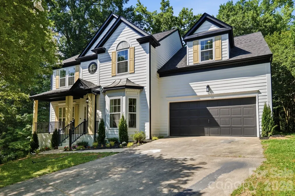 6102 Garamond Court Charlotte NC 28270