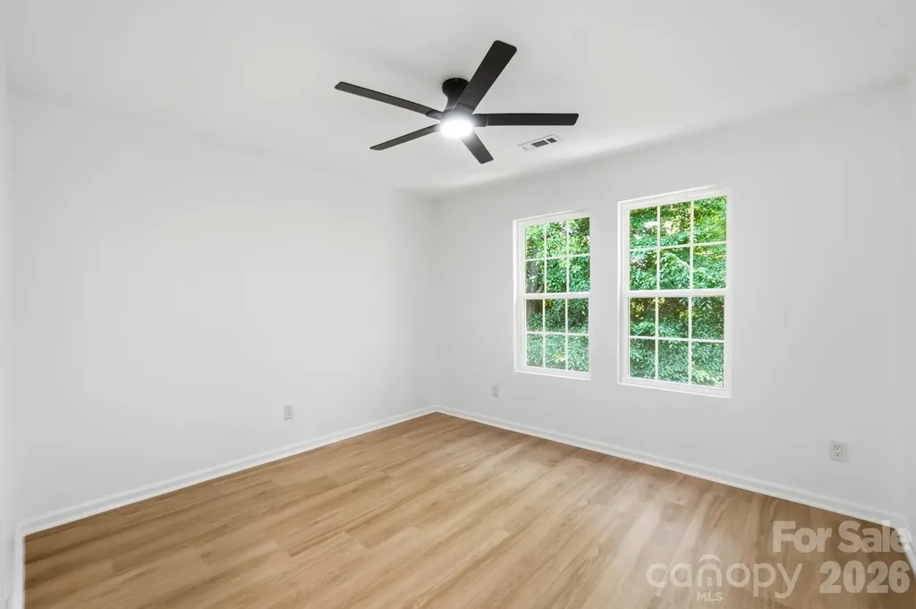 6102 Garamond Court Charlotte NC 28270