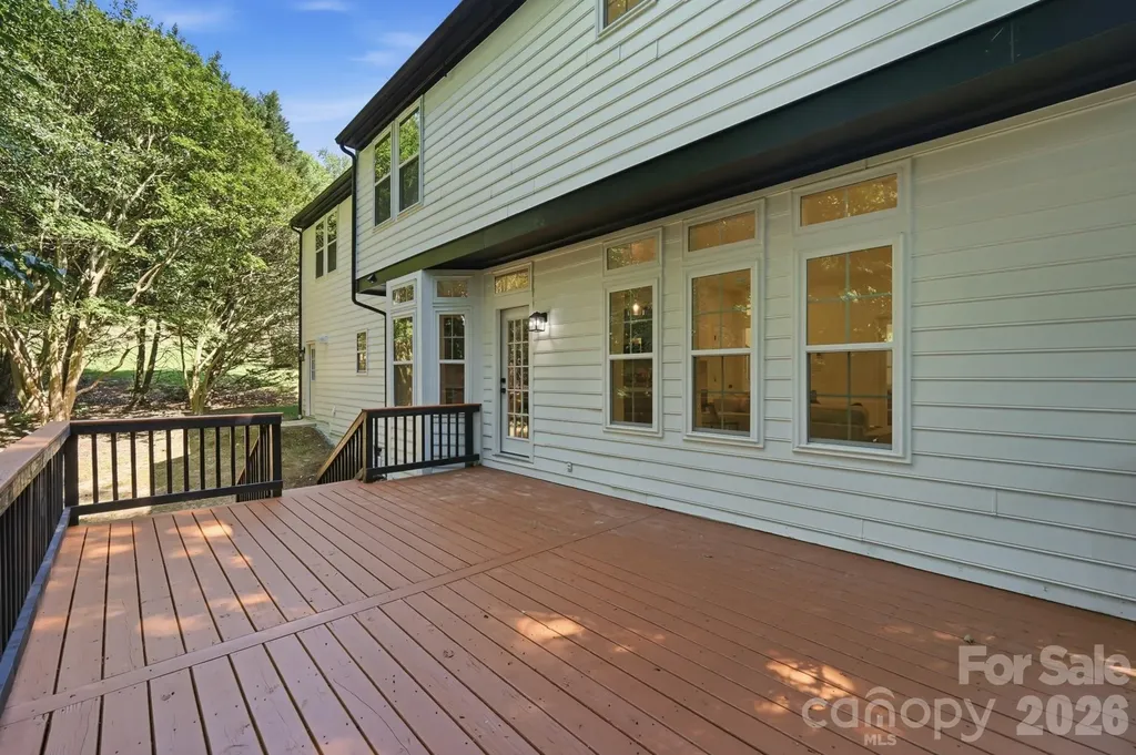 6102 Garamond Court Charlotte NC 28270
