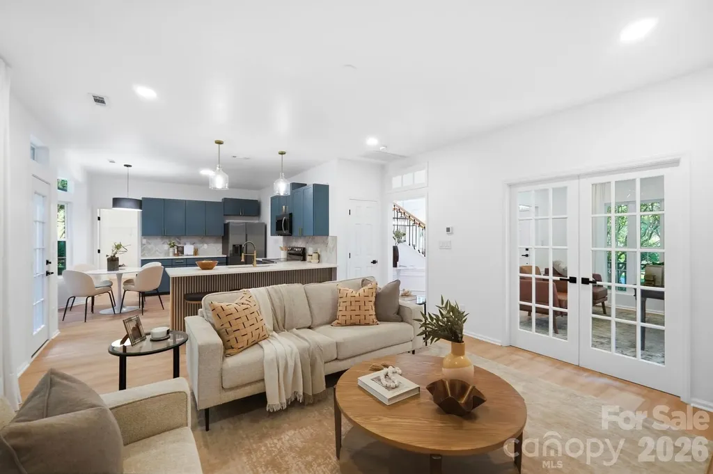 6102 Garamond Court Charlotte NC 28270