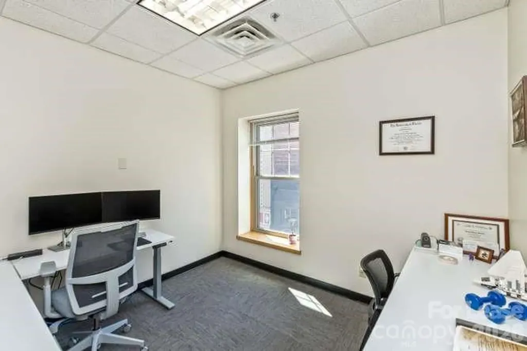56 College Street Asheville NC 28801
