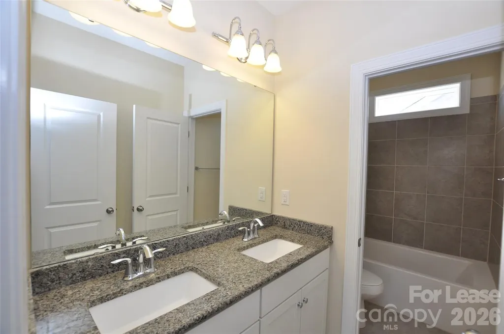 4909 Providence Country Club Drive Charlotte NC 28277
