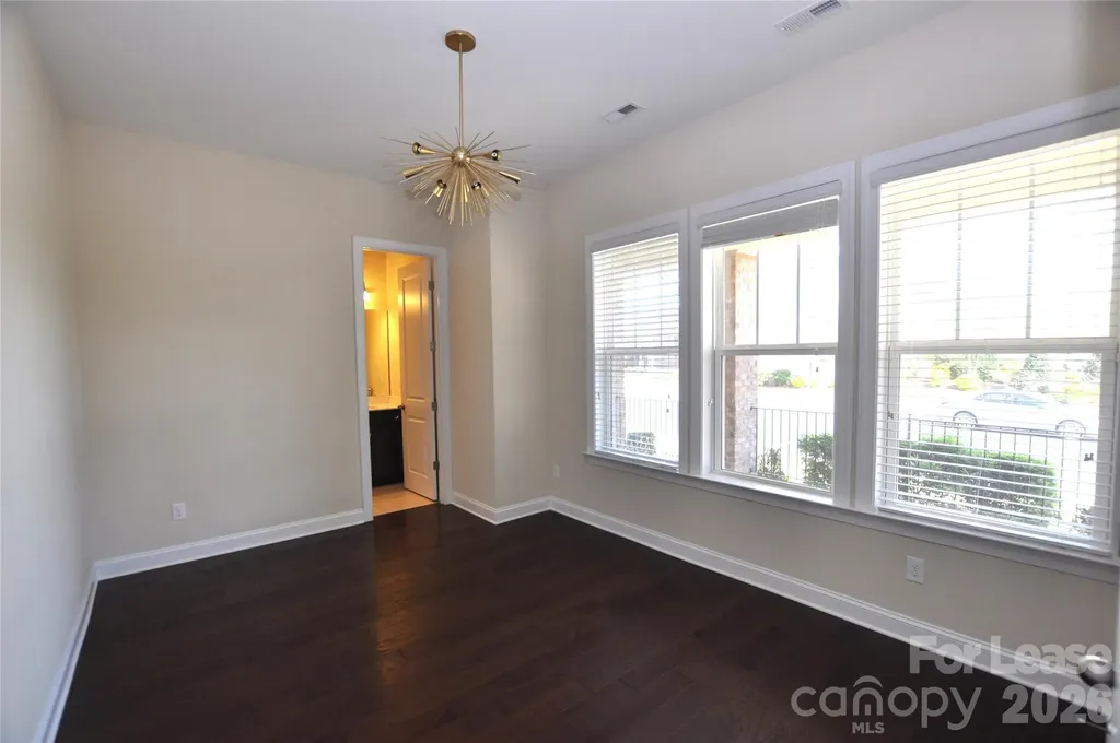 4909 Providence Country Club Drive Charlotte NC 28277