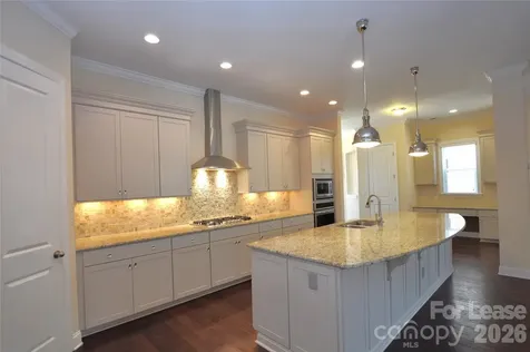 4909 Providence Country Club Drive Charlotte NC 28277