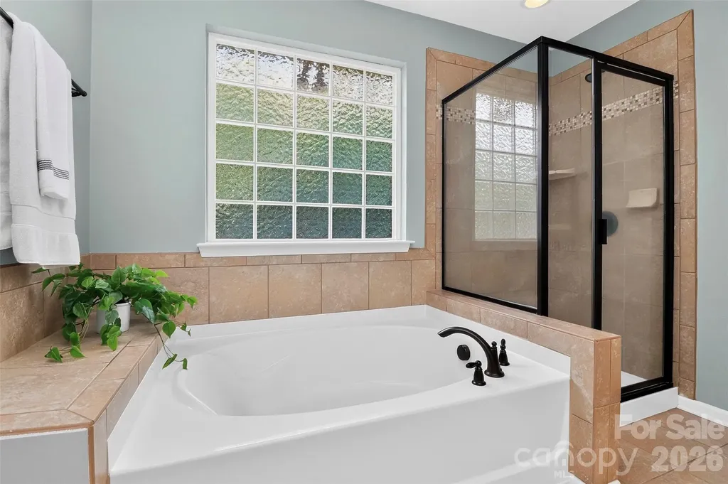 6629 Portland Rose Lane Charlotte NC 28210