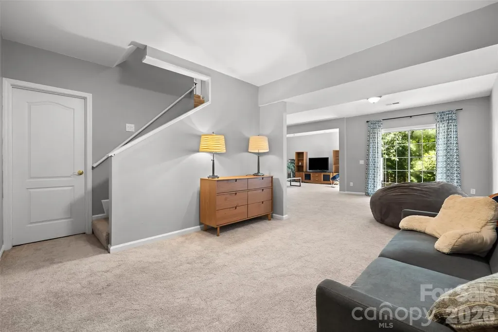 2733 Providence Spring Lane Charlotte NC 28270