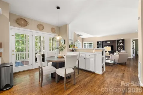 2733 Providence Spring Lane Charlotte NC 28270