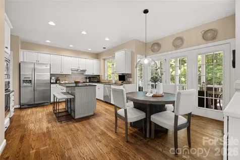 2733 Providence Spring Lane Charlotte NC 28270