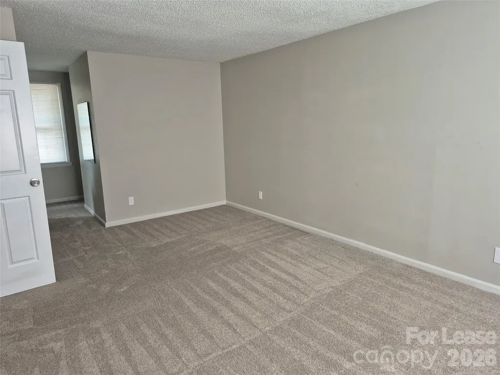 8205 Eveningwood Court Charlotte NC 28226