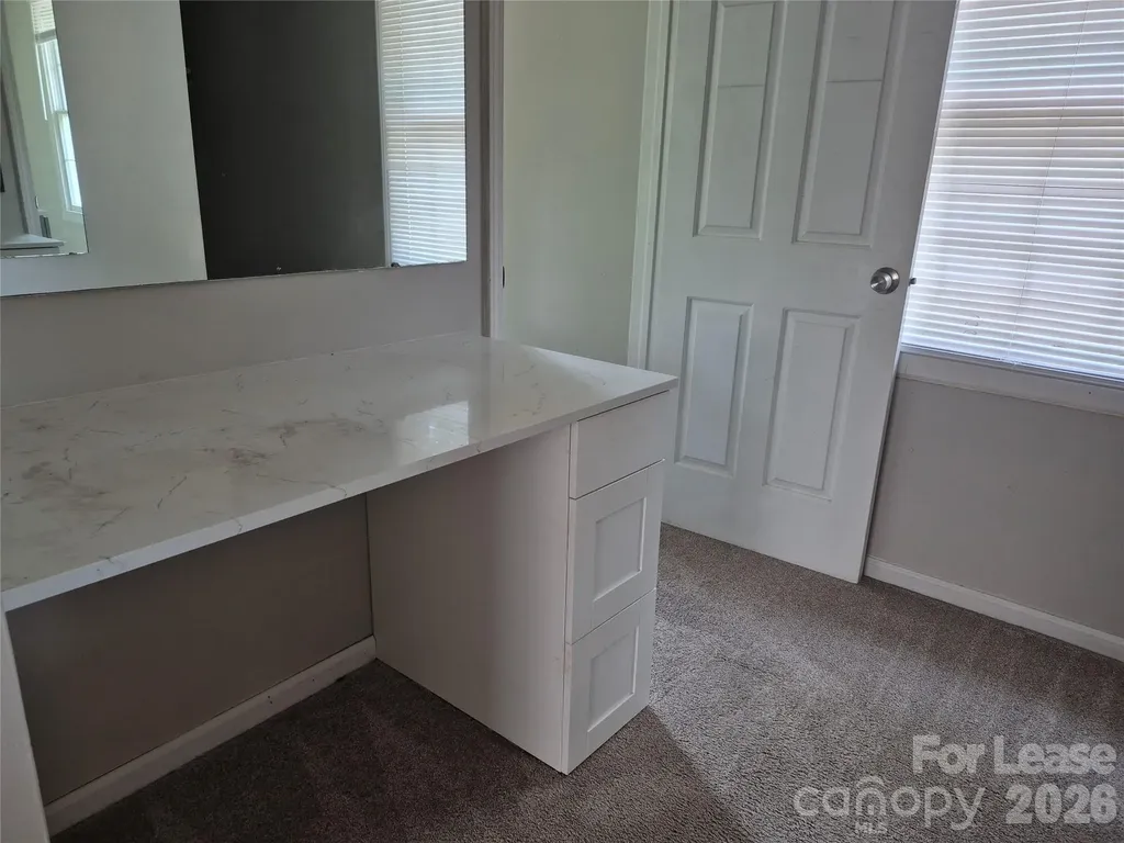 8205 Eveningwood Court Charlotte NC 28226