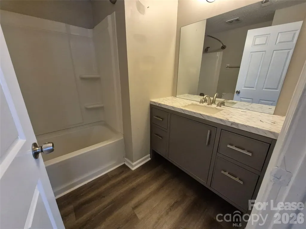 8205 Eveningwood Court Charlotte NC 28226