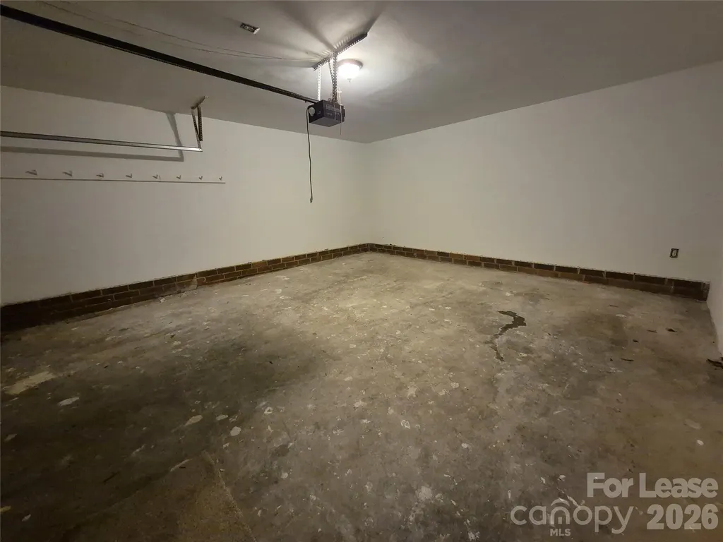 8205 Eveningwood Court Charlotte NC 28226