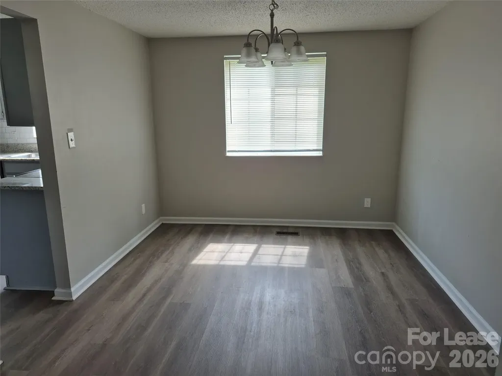 8205 Eveningwood Court Charlotte NC 28226