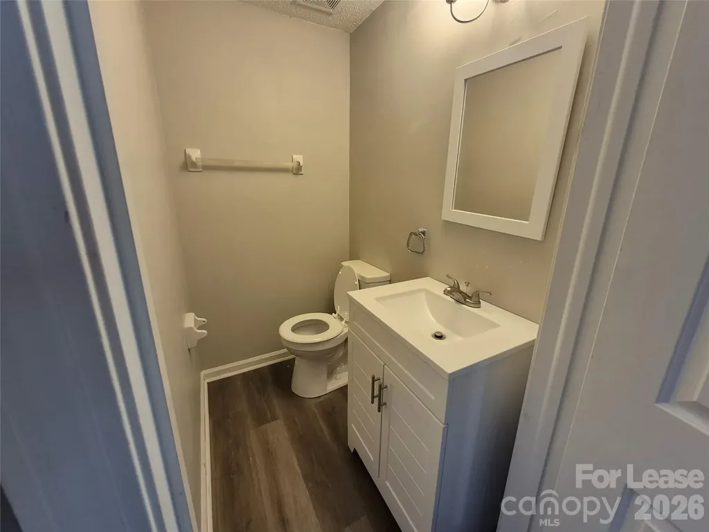 8205 Eveningwood Court Charlotte NC 28226