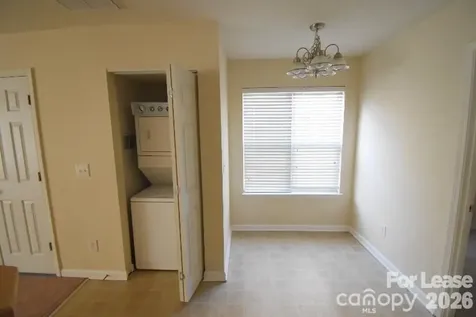 8727 Wandering Creek Way Charlotte NC 28227