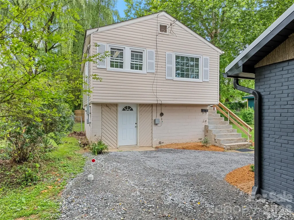 259 & 253 Richland Street Waynesville NC 28786