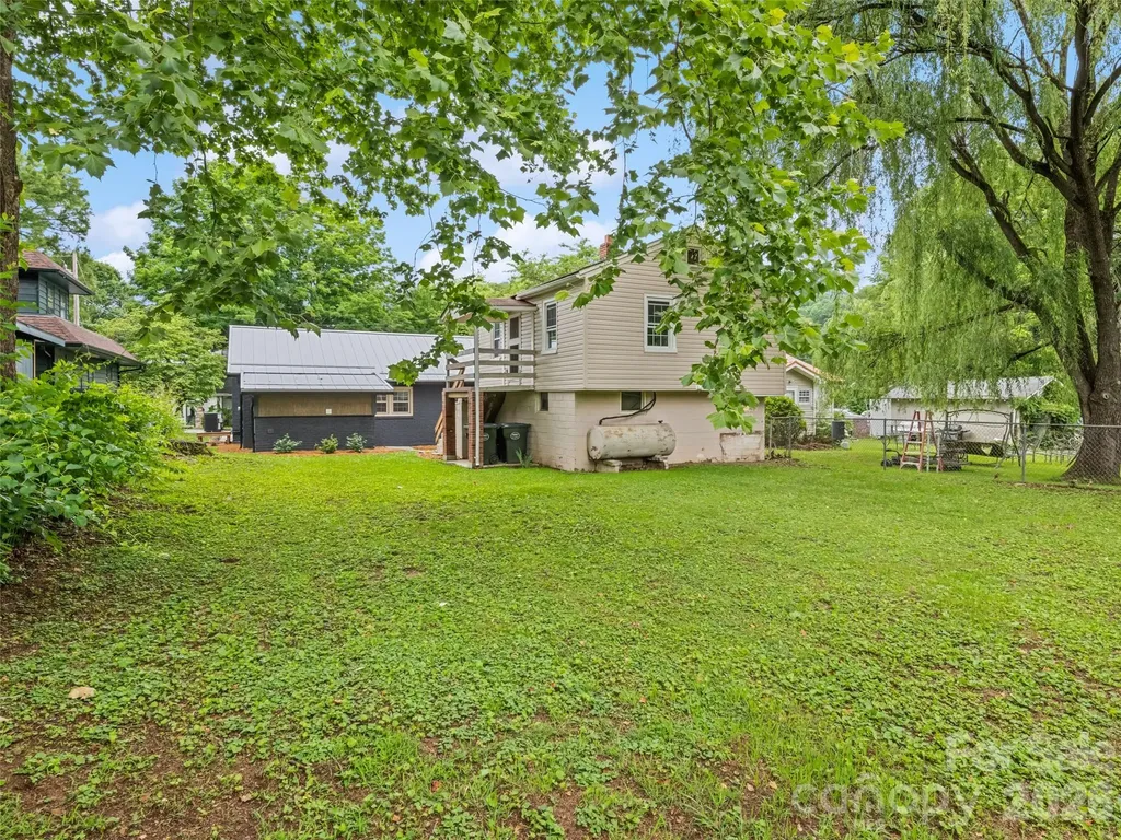 259 & 253 Richland Street Waynesville NC 28786