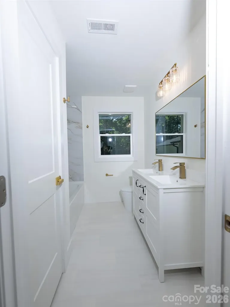 5306 Wales Street Charlotte NC 28269