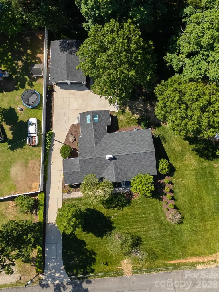 5306 Wales Street Charlotte NC 28269