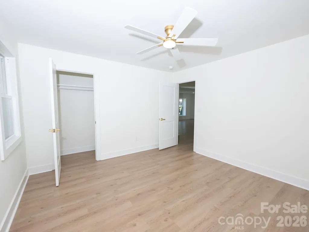5306 Wales Street Charlotte NC 28269