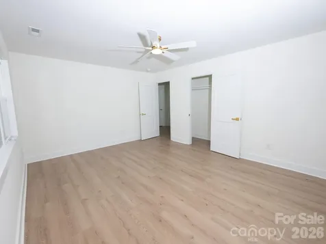 5306 Wales Street Charlotte NC 28269