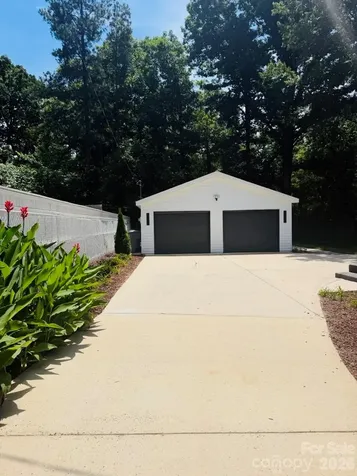 5306 Wales Street Charlotte NC 28269