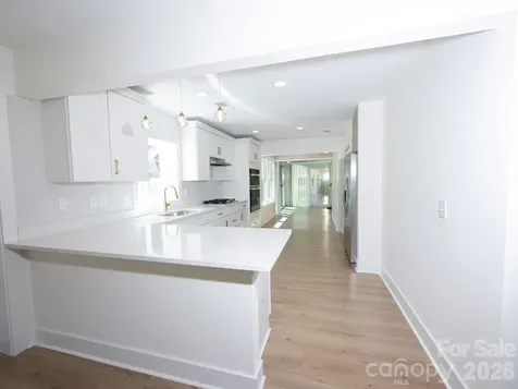 5306 Wales Street Charlotte NC 28269
