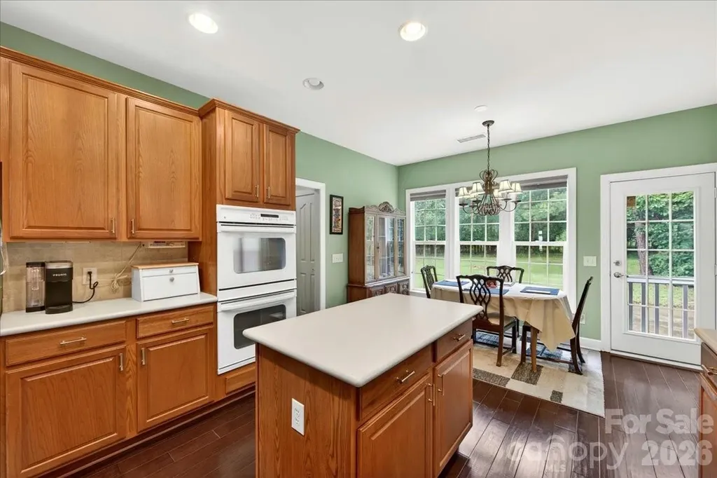 10604 Knight Castle Drive Charlotte NC 28277