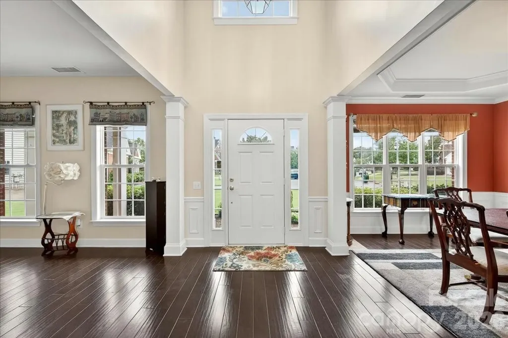 10604 Knight Castle Drive Charlotte NC 28277