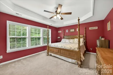 10604 Knight Castle Drive Charlotte NC 28277