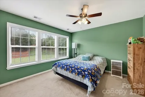 10604 Knight Castle Drive Charlotte NC 28277