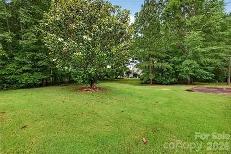 10604 Knight Castle Drive Charlotte NC 28277
