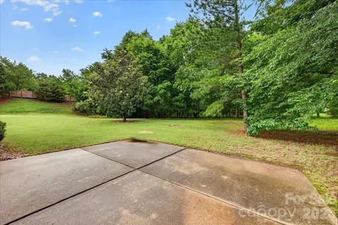 10604 Knight Castle Drive Charlotte NC 28277