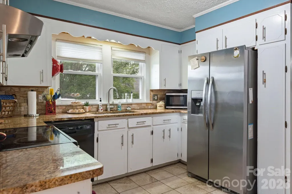 2409 Us 70 Highway W Morganton NC 28655